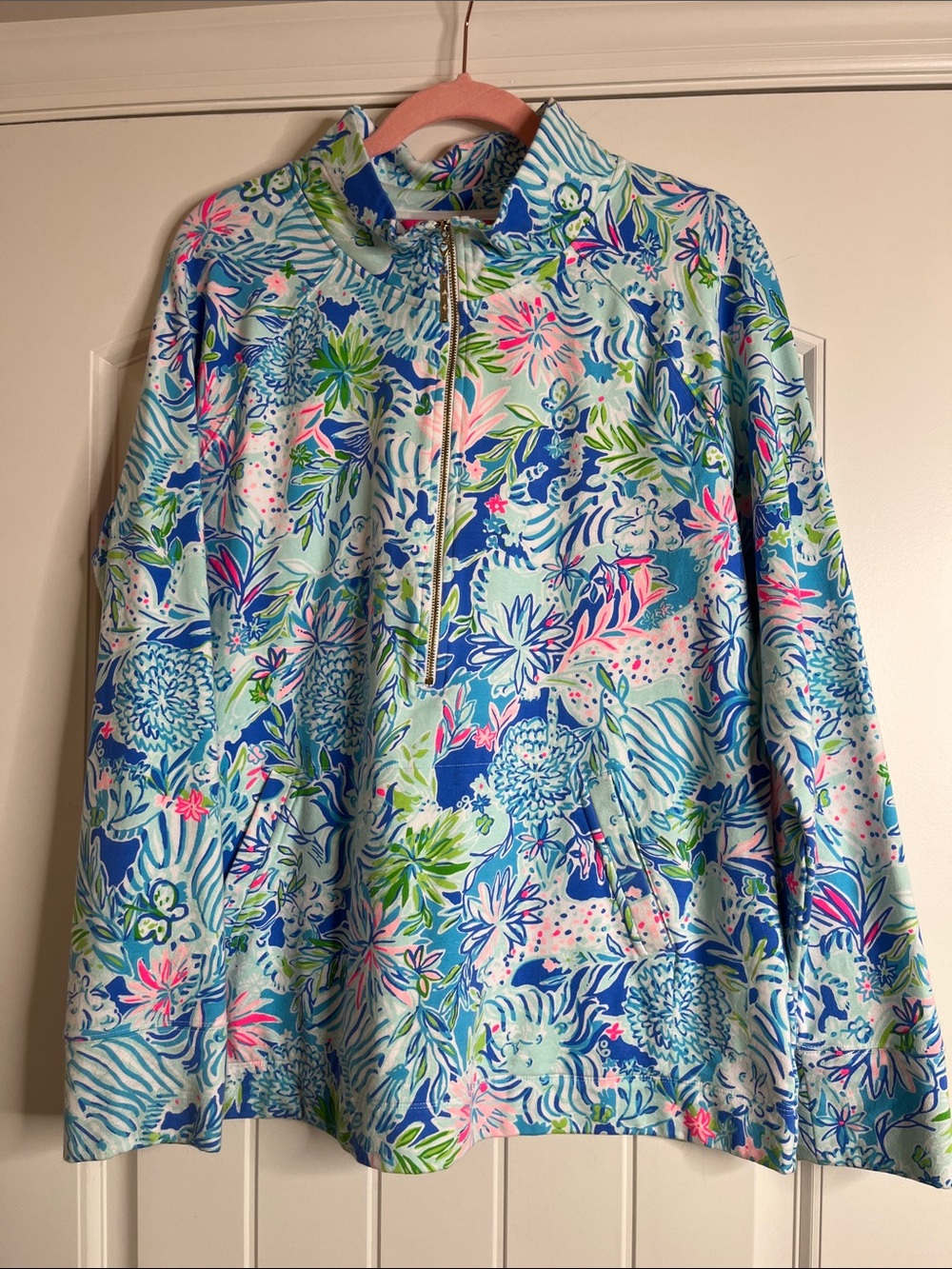 Lily Pulitzer-Skipper Pullover w/Quarter-Zip front,vibrant blue floral print-XL